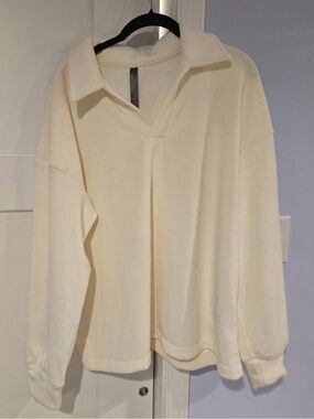 Mondetta Cream Collared Pullover Sweatshirt